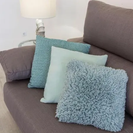 Near Fcb Stadium Up To 8 One Car Free Parking Apartment Barcelona
